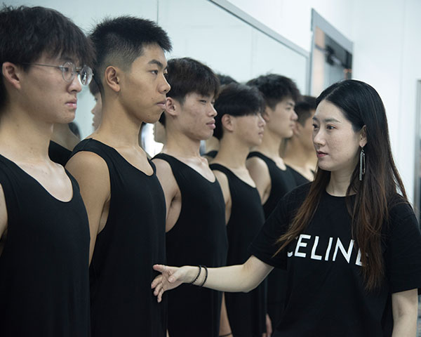 如何在武漢選擇一家合適的藝術(shù)培訓(xùn)學(xué)校